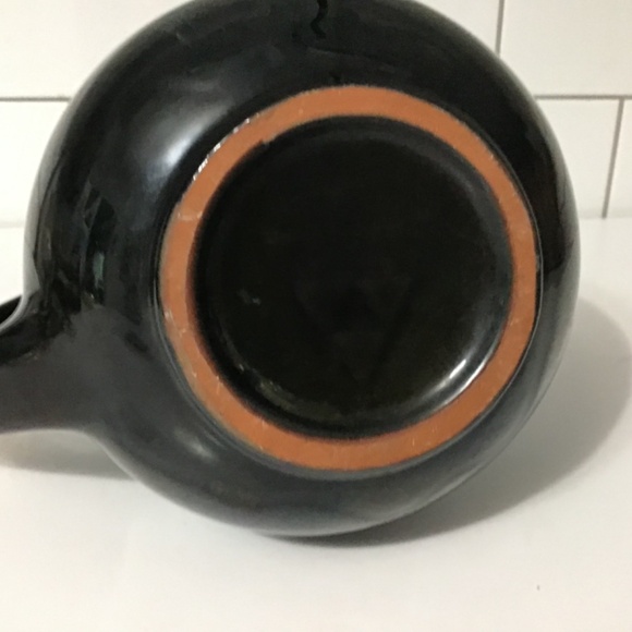 VTG Blue Mountain Pottery BMP Canada Large Pitcher Vase Turquoise Black - Picture 5 of 7